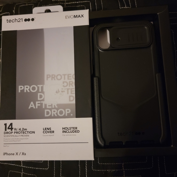 Iphone XS,X cases Marvel,Speck,Tech21 etc - Picture 12 of 13